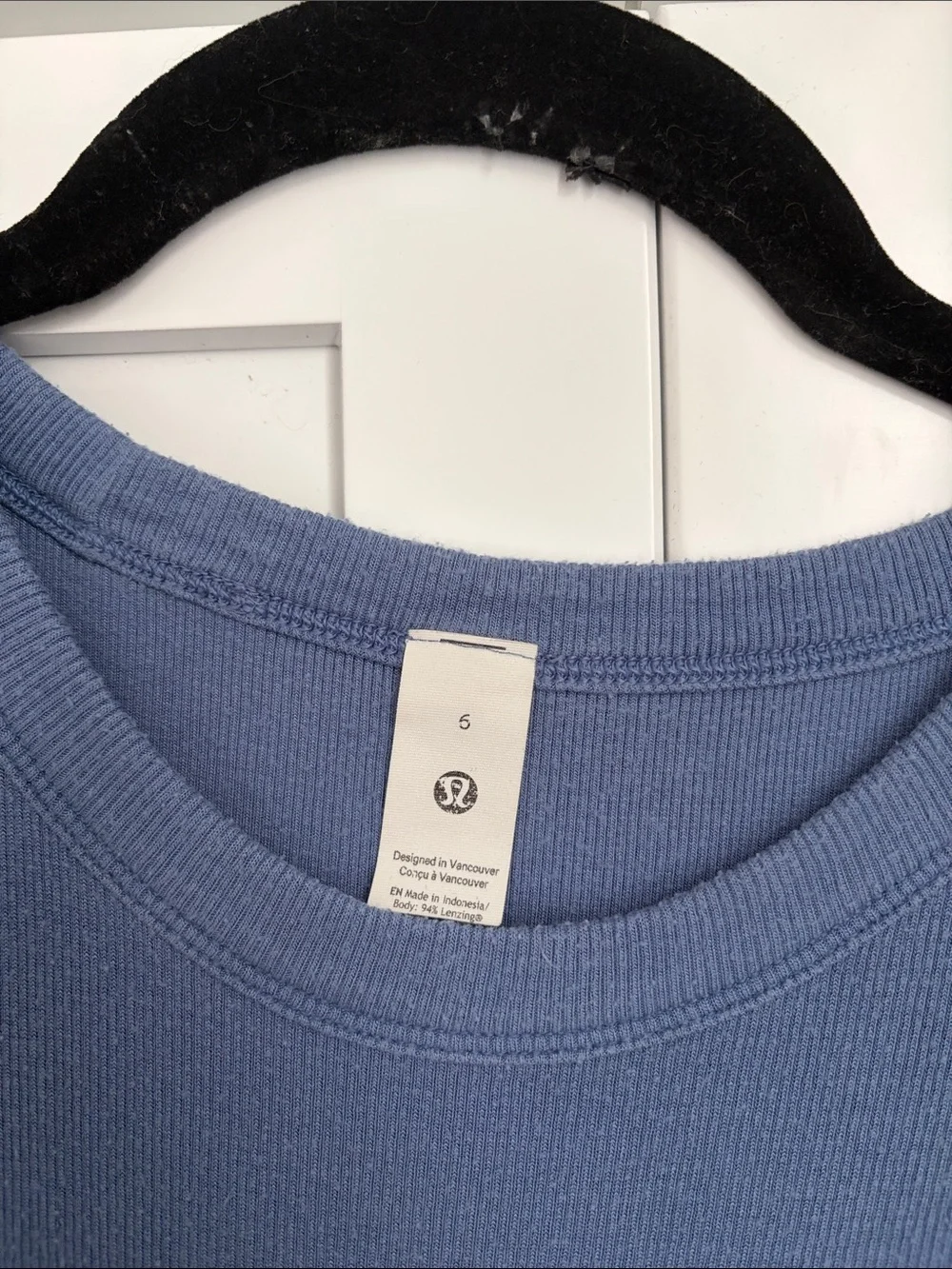 Lululemon Short-Sleeve Cropped Crewneck